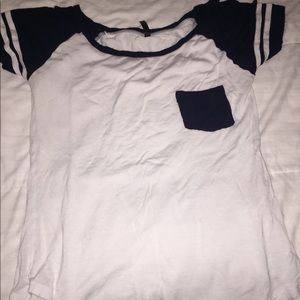 Baseball tee
